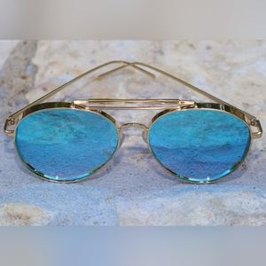 UV400 Trendy Pilot Sunglasses w/ free case